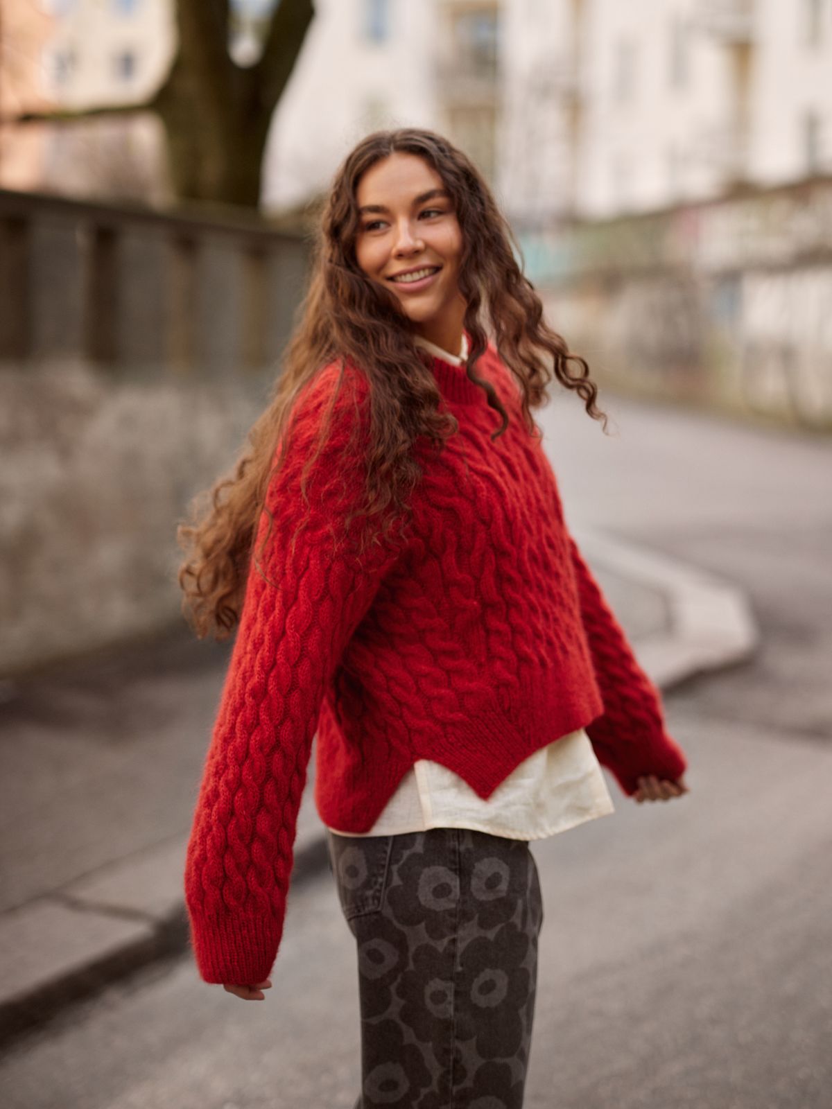 Bada Sweater