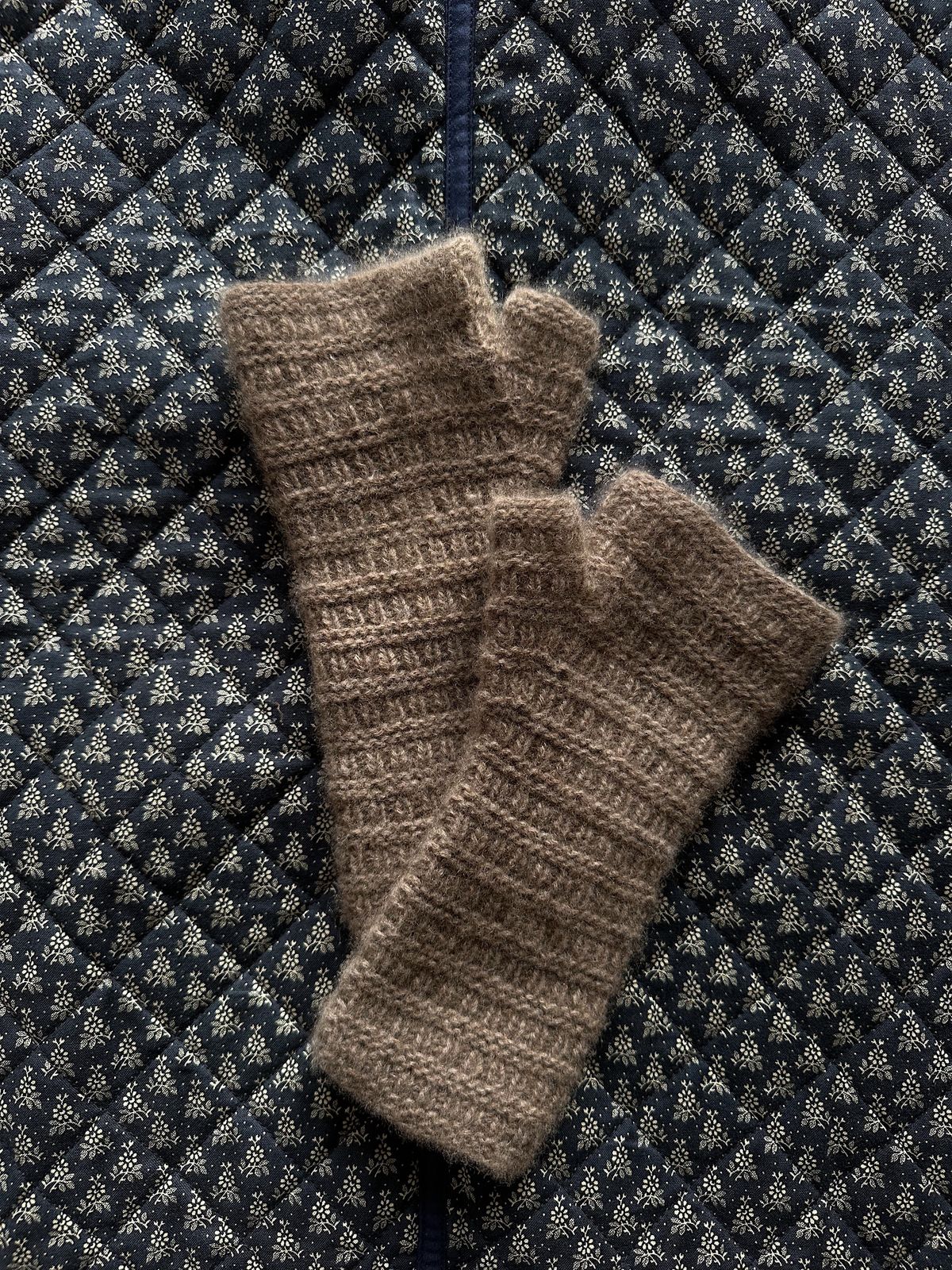 Gloves No. 1