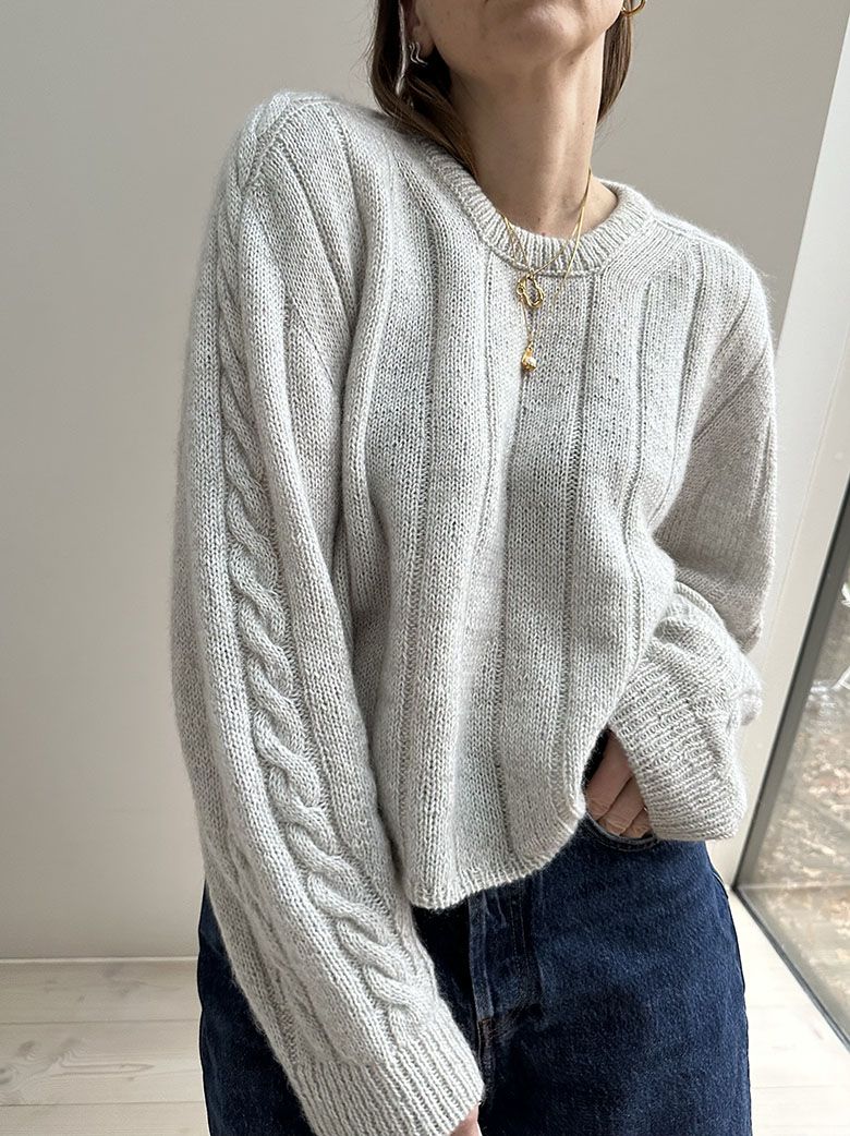 BRAIDY_LOOP_SWEATER