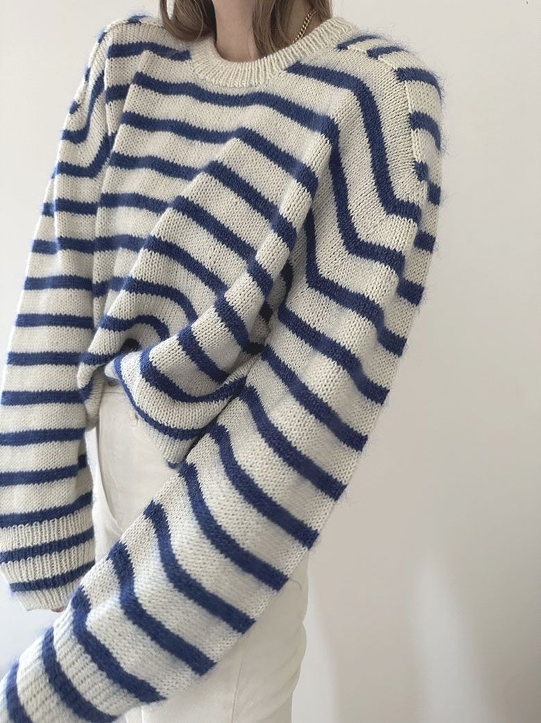 DIRECTION_LOOP_SWEATER