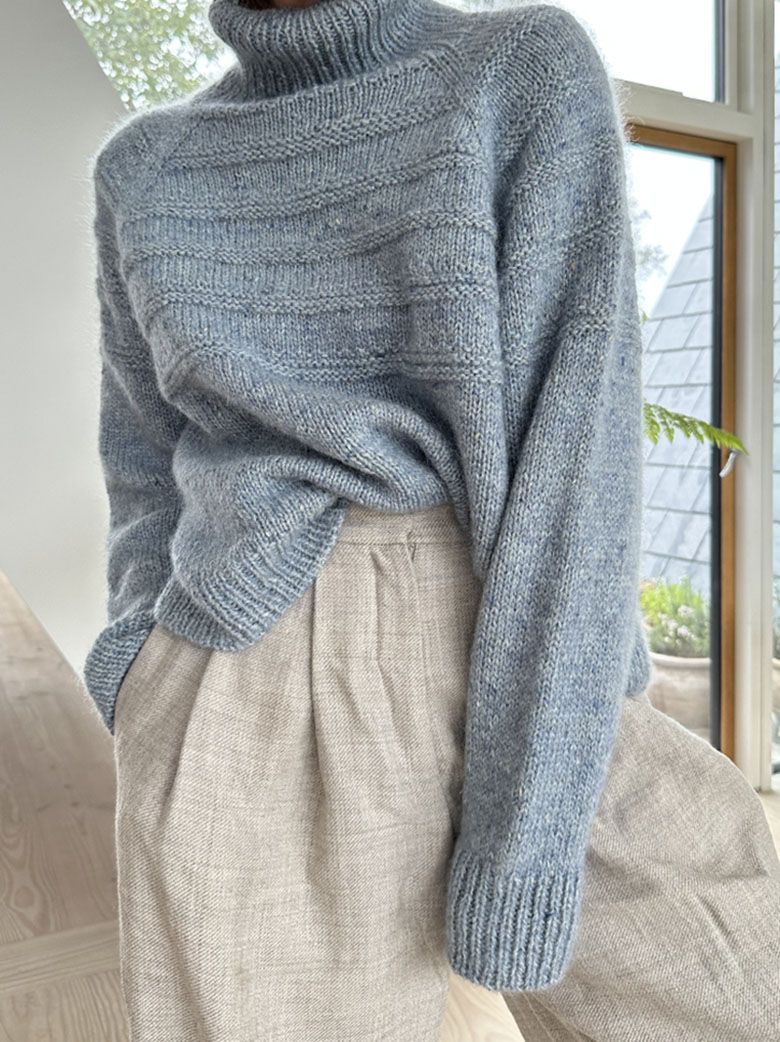 FALL_LOOP_SWEATER