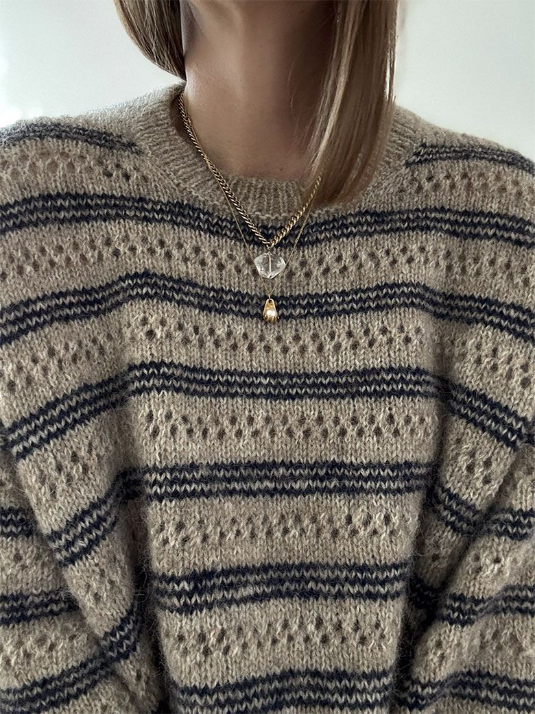 LACE_LOOP_SWEATER