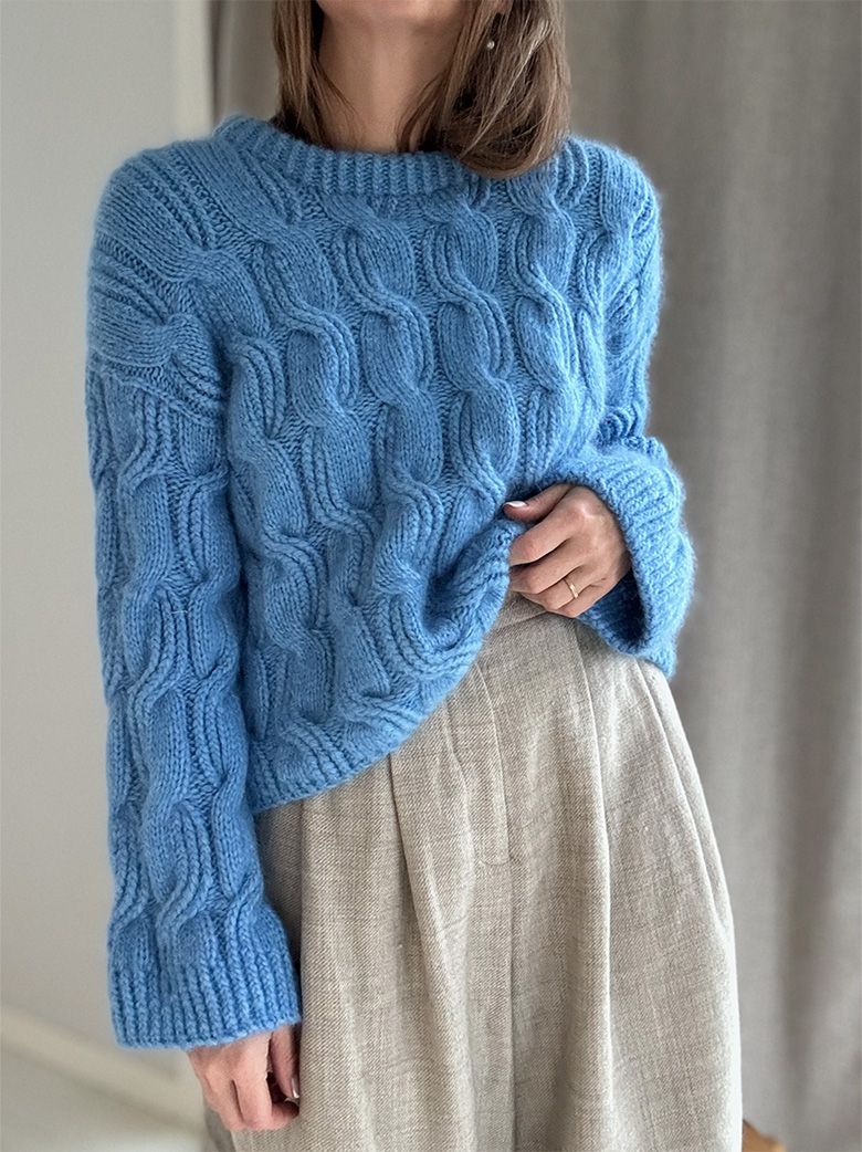 ROTATE_LOOP_SWEATER