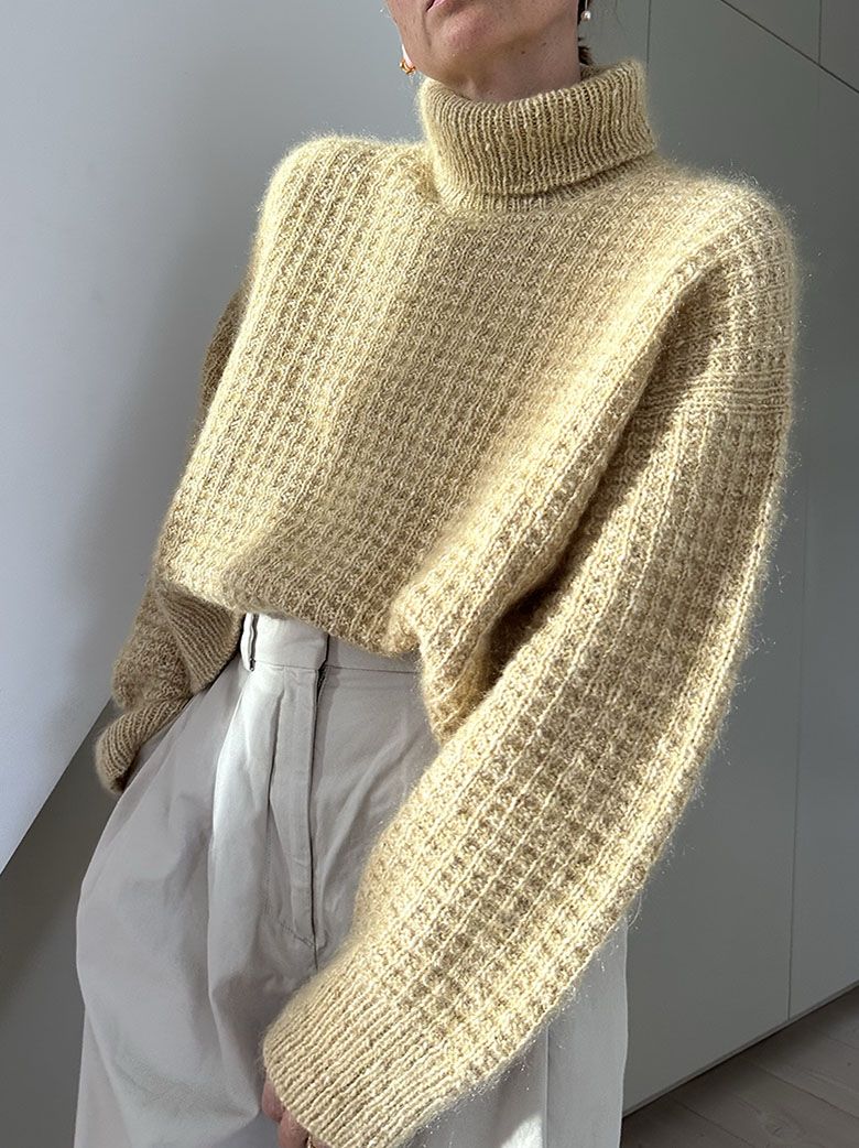 WAFFLE_LOOP_ROLL-NECK