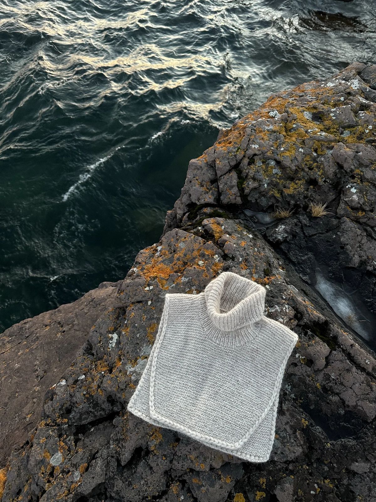 Autumn Tales Cowl