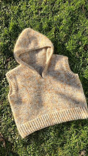 BANA Hoodie Vest