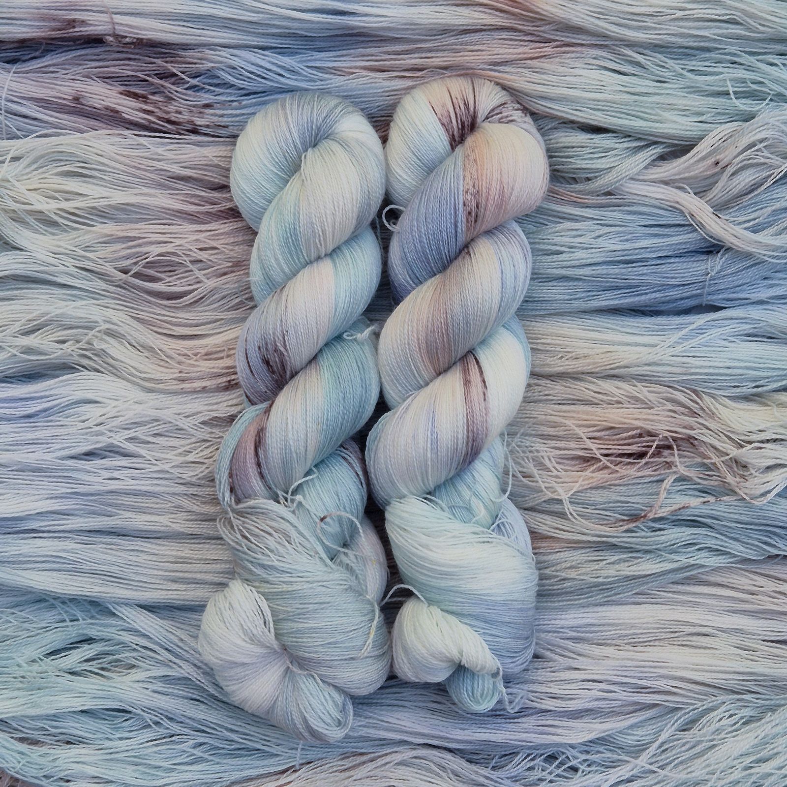 월하라떼 Lace