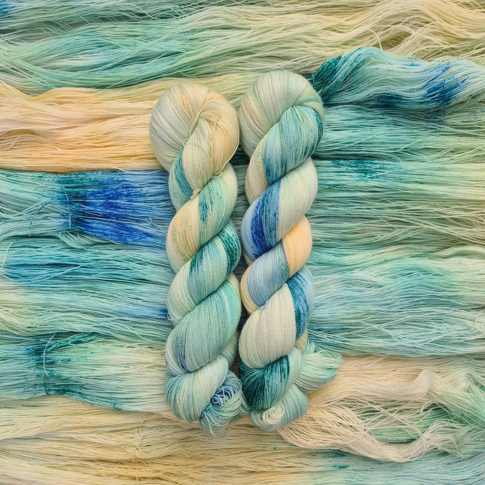 명일라떼 Lace