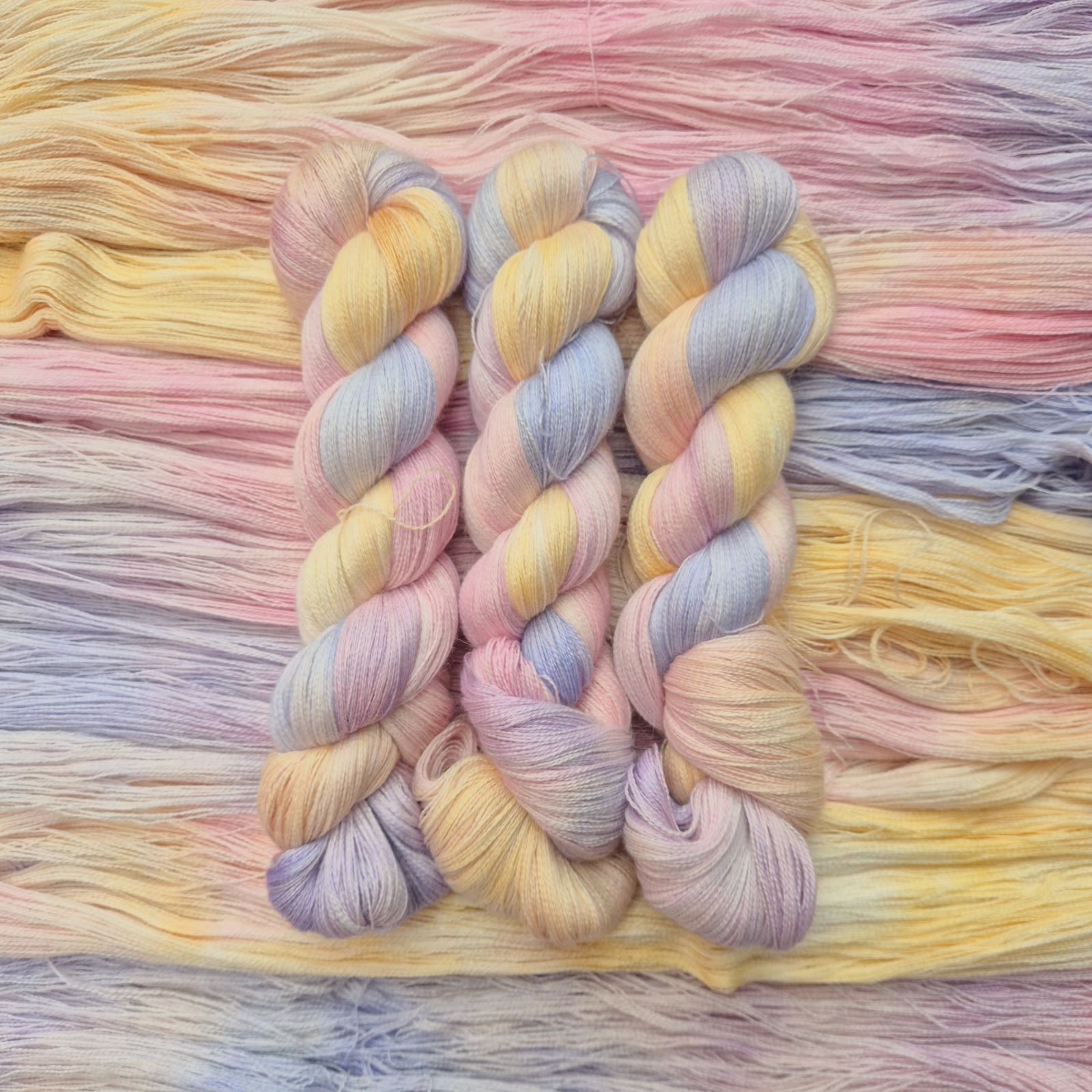 발렌타인초콜렛 Suri Silk Lace