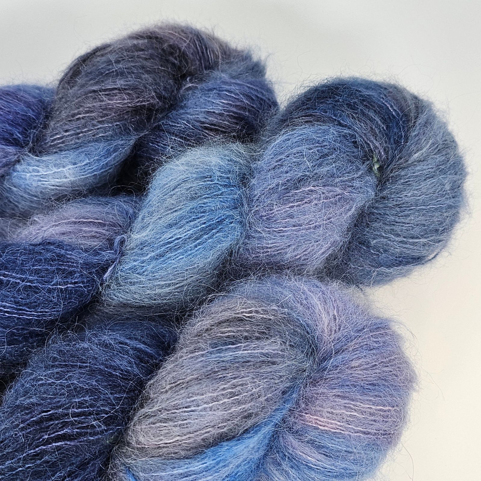 노르말름 Suri Silk