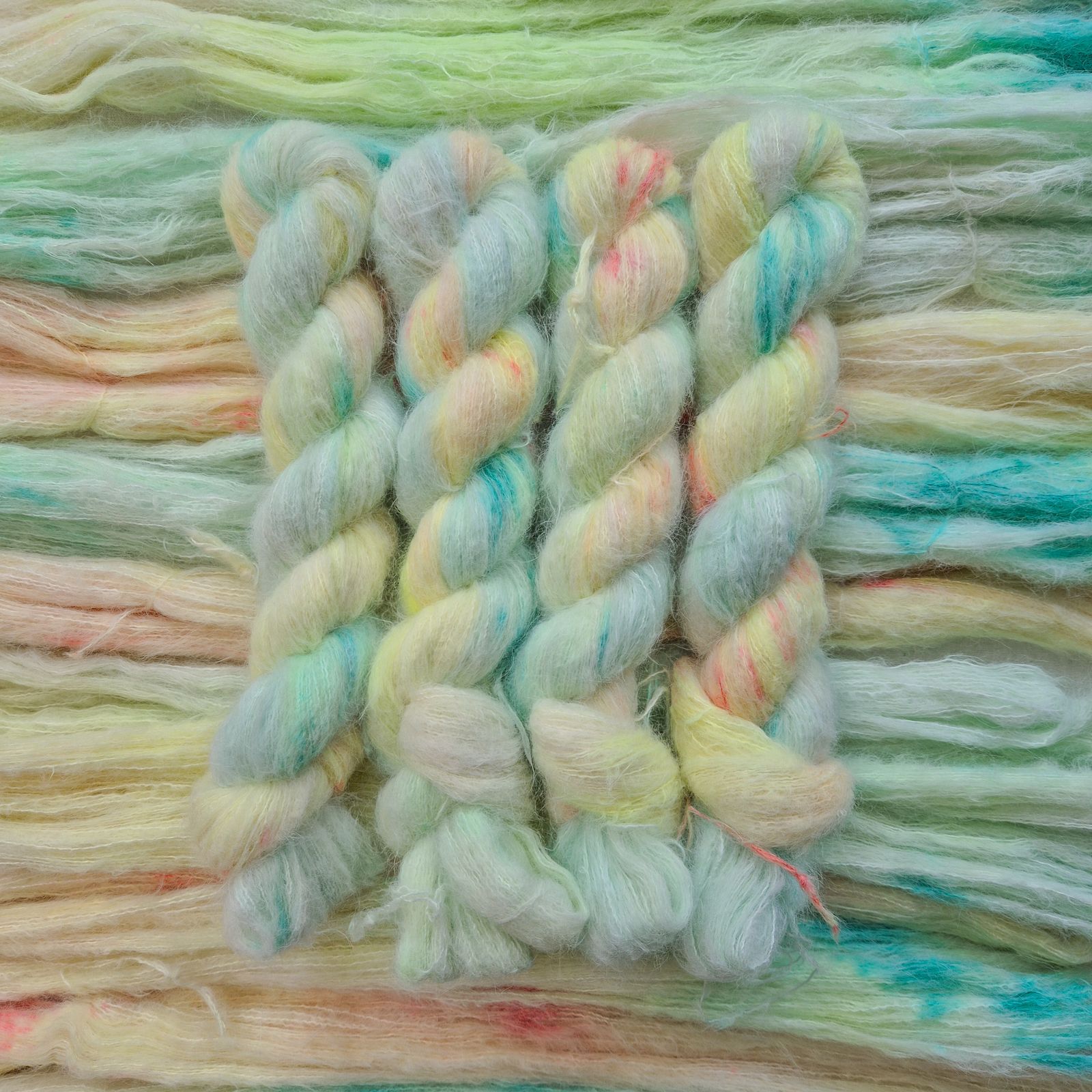 레몬사와 Suri Alpaca Silk