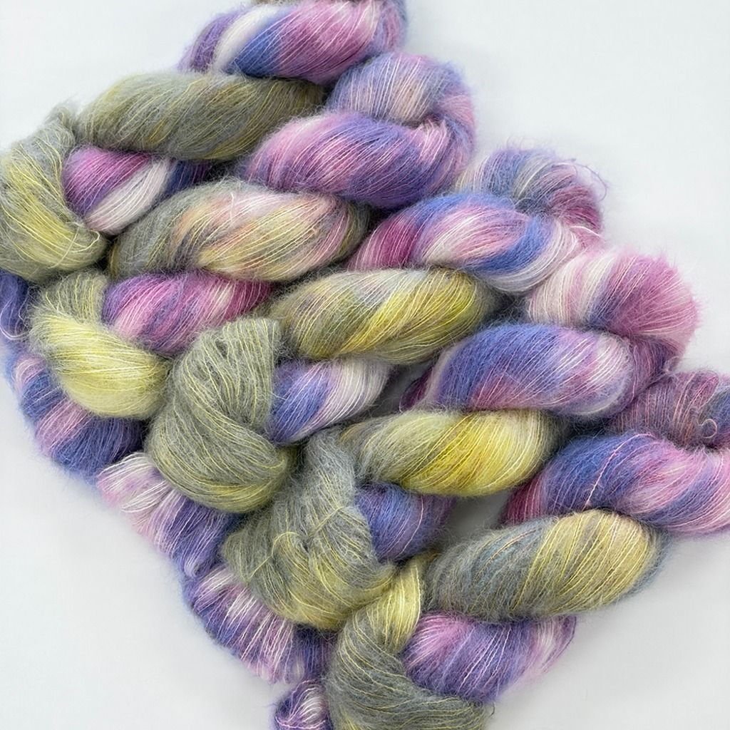 V7 Suri silk
