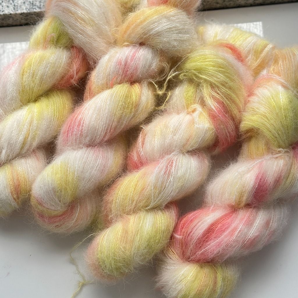 복숭복숭 Suri Silk