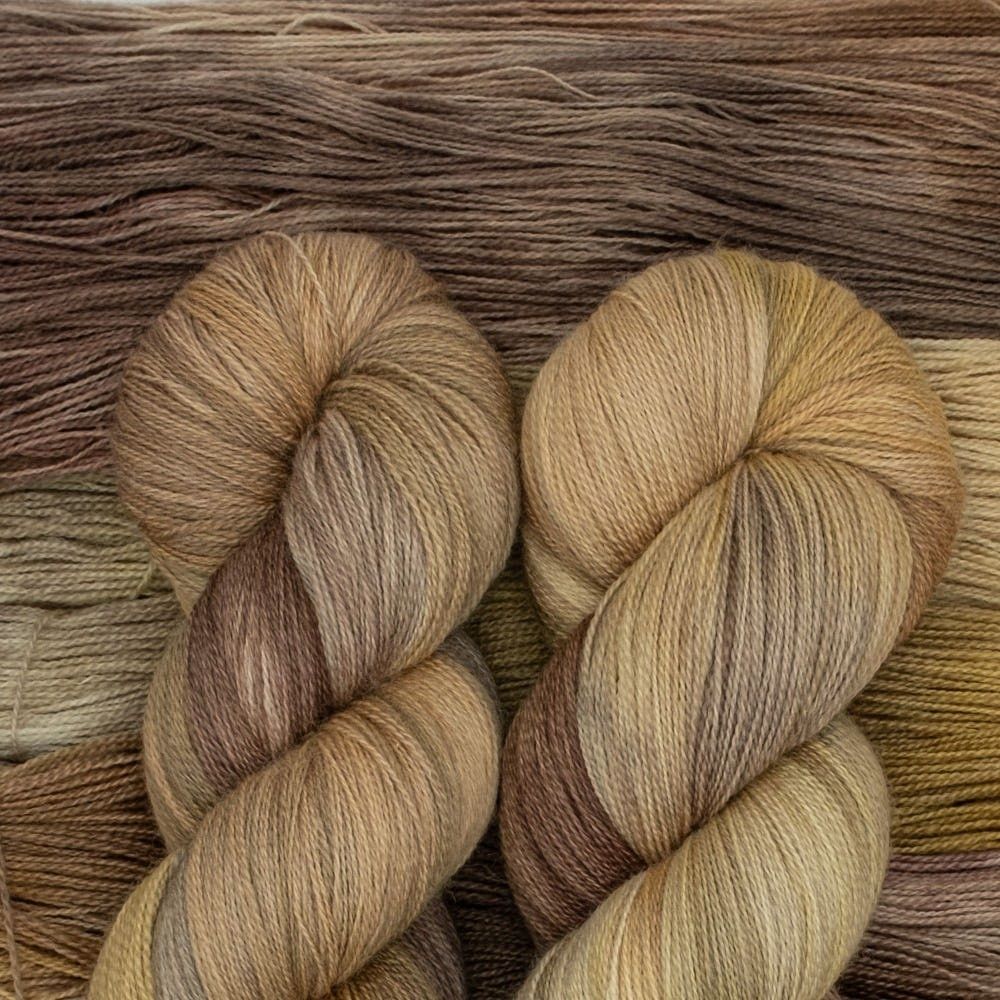 어텀리브스 Lace